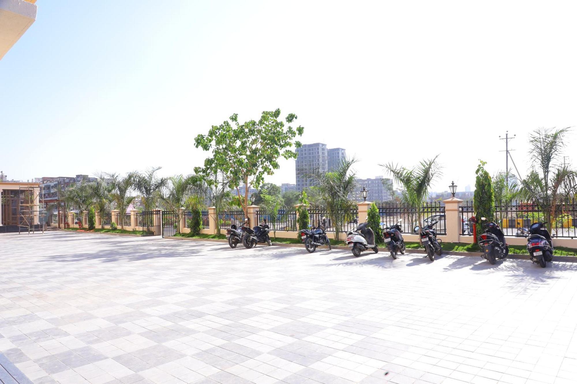 Le Vivanta Virar Exterior foto